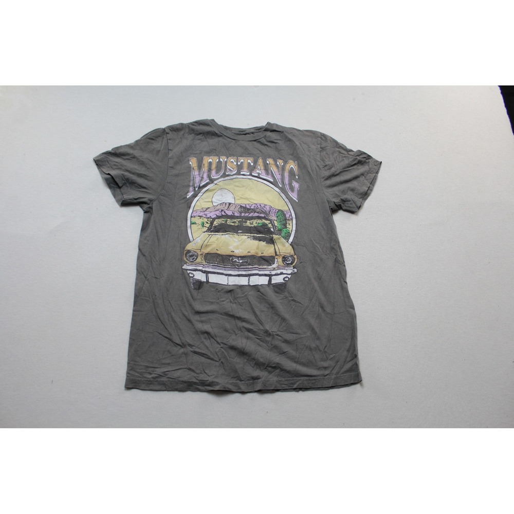 Ford Mustang T-Shirt Mens Small Charcoal Gray Excellent Graphic Desert Retro Tee